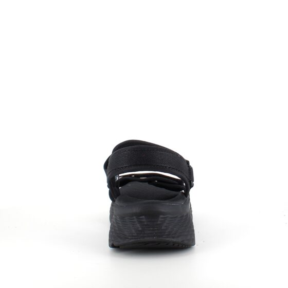 Sort Skechers Max Cushioning Elite 2.0 Sandal med god svangstøtte