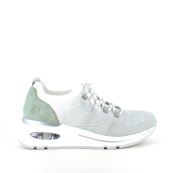 Remonte slip-on sneakers med god svangstøtte.