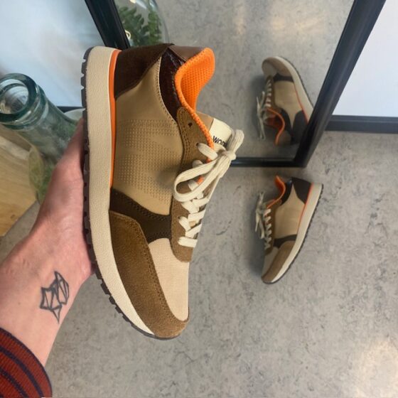 Smart Woden sneakers med svangstøtte og komfort