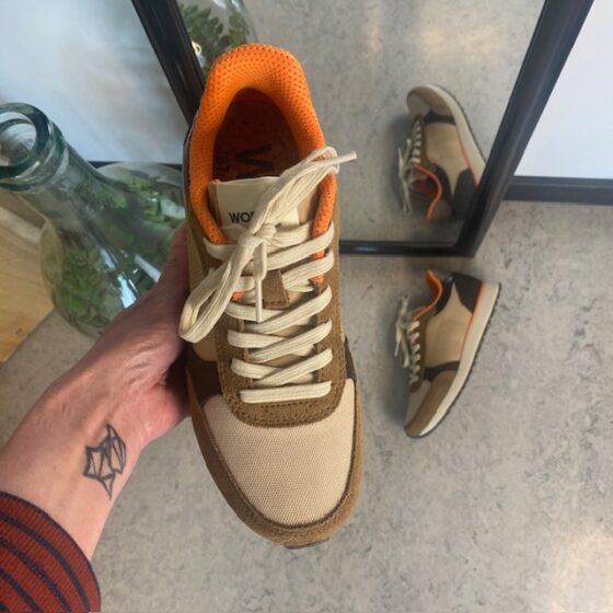 Smart Woden sneakers med svangstøtte og komfort