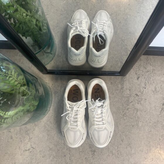 Woden letvægts sneakers med god svangstøtte