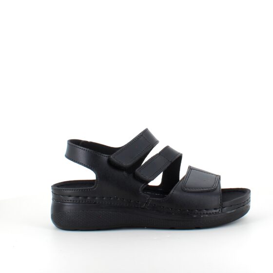 Sort sandal med tre justerbare remme