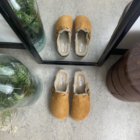 Lysebrun Slip on hjemmesko
