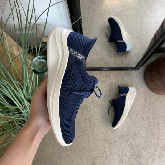 Mørkeblå Skechers Slip-ins med svangstøtte