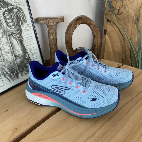 Åndbar MaxChusion sko fra Skechers