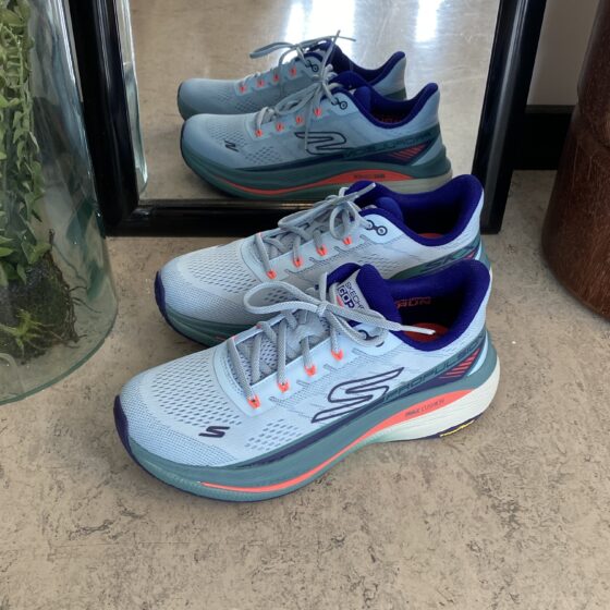 Åndbar MaxChusion sko fra Skechers