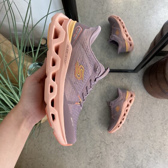 Skechers slip-in med masser af komfort
