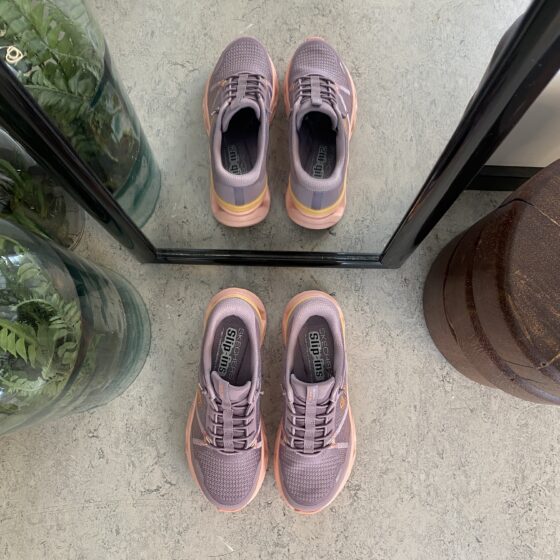Skechers slip-in med masser af komfort