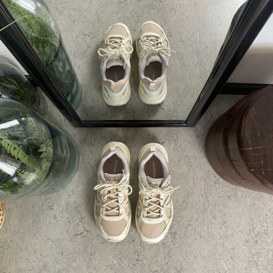 Komfortabel og robust Merrell vandresko i beige