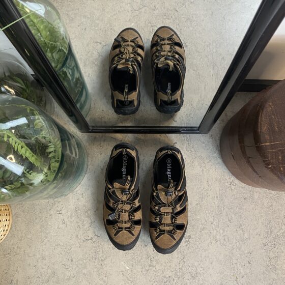 Outdoor sandal til mænd i brun