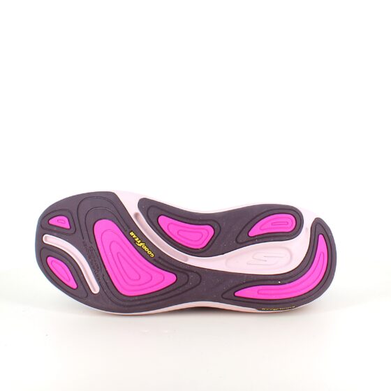 Lilla Skechers slip-in med MaxChusion bund