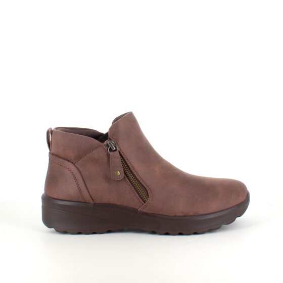 Elegant brun støvlet med meomory foam fra Skechers